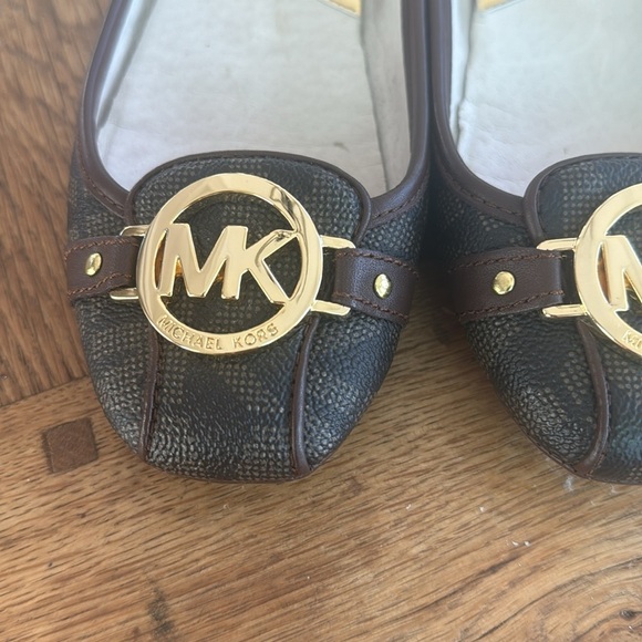 Michael kors flats - Picture 7 of 8